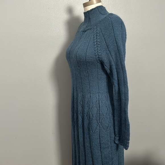 No brand blue wool knit a- line midi mock neck dress size small - Picture 6 of 13